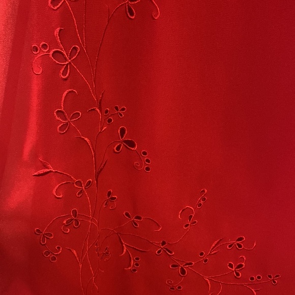 Studio I maxi dress. - Picture 2 of 2